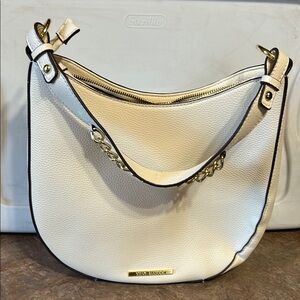 NWOT Steve Madden Shoulder/Crossbody w/wallet Cream Half MoonPurse